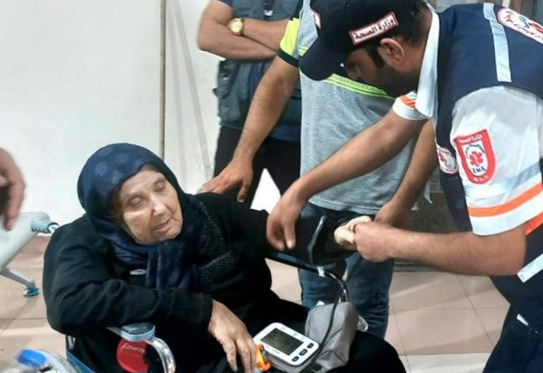 وفاة الحاجة نظمية عفانة فور وصولها لغزة